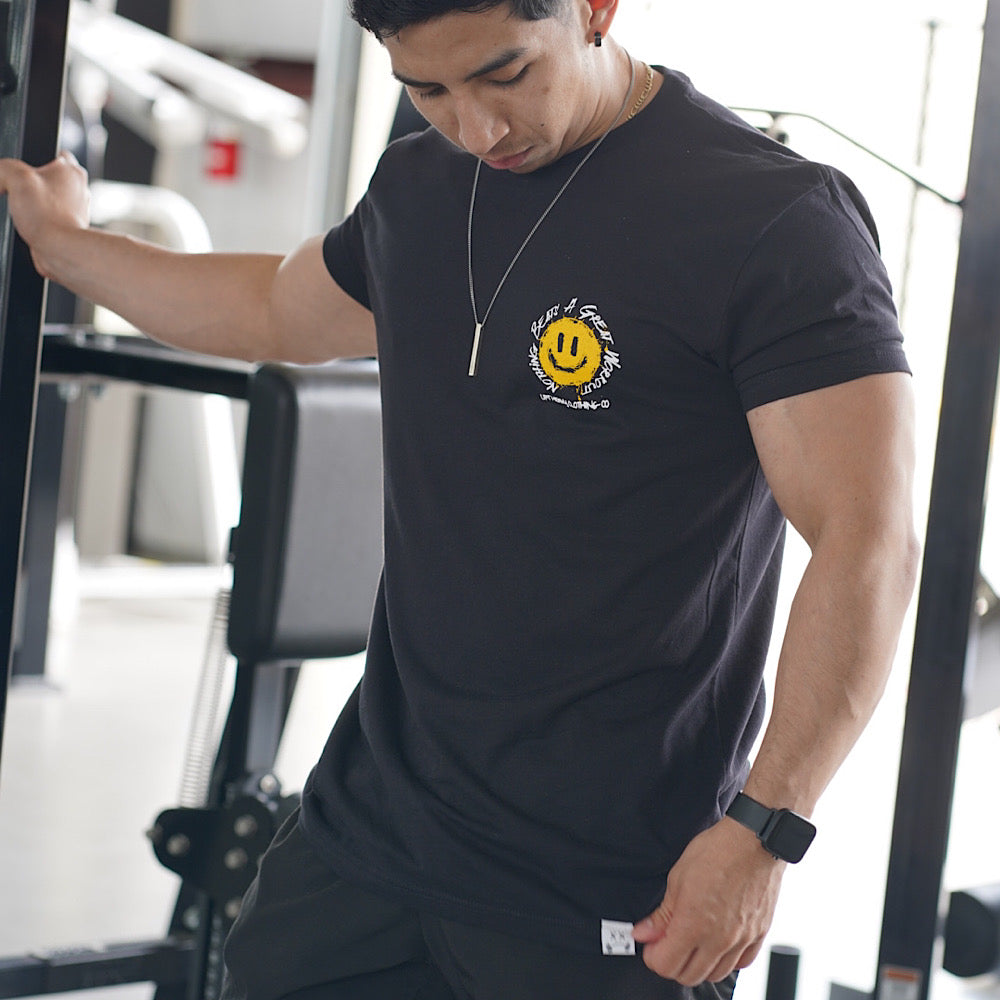 NOTHING BEATS A GREAT WORKOUT T-SHIRT - BLACK