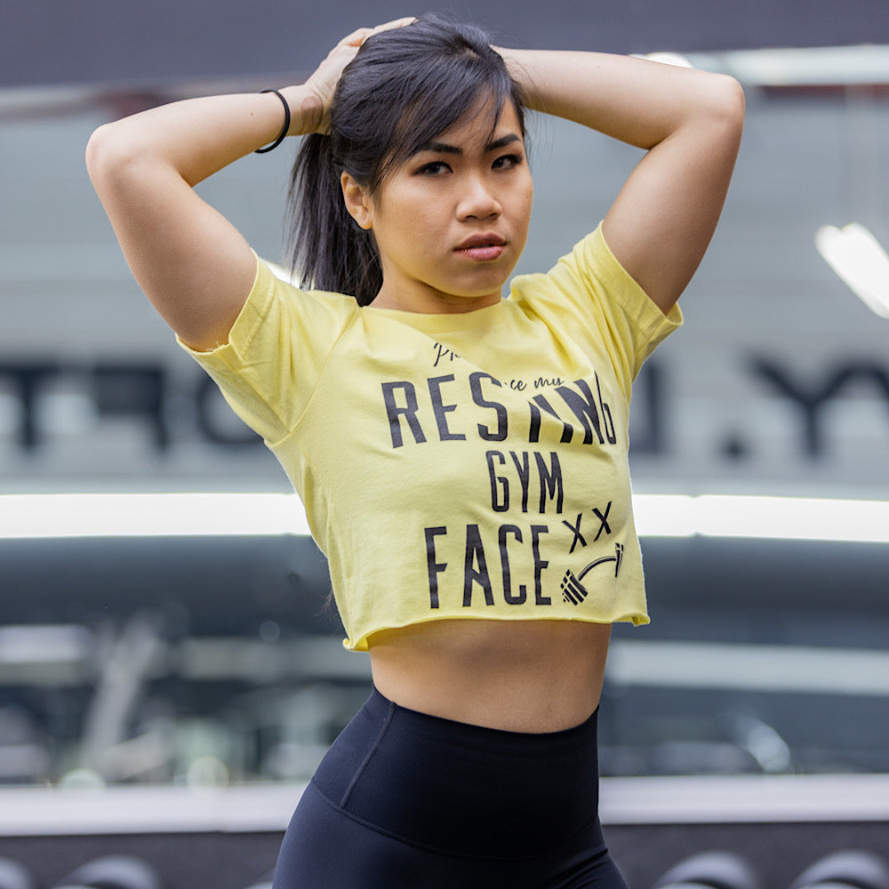 RESTING GYM FACE CROPPED T-SHIRT -LEMON