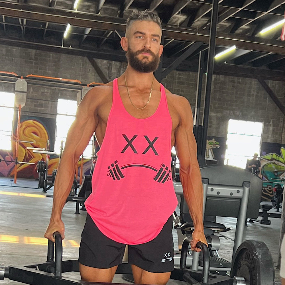 LIFT HEAVY LOGO STRINGER - NEON PINK