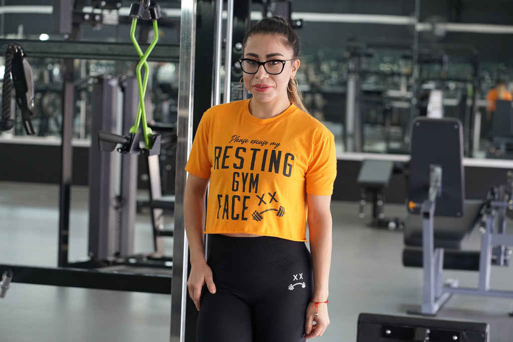 ZDISCONTINUED  GYM FACE CROPPED T-SHIRT  -ORANGE